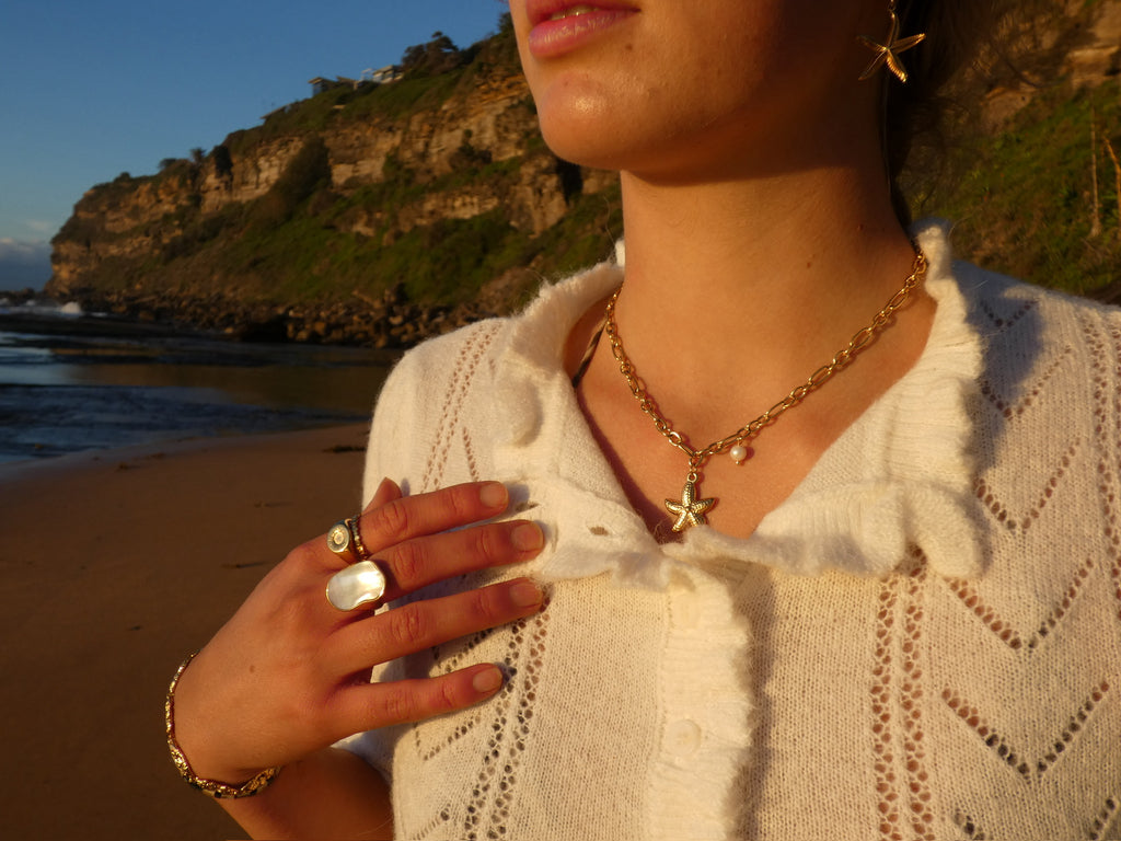 Evie Necklace