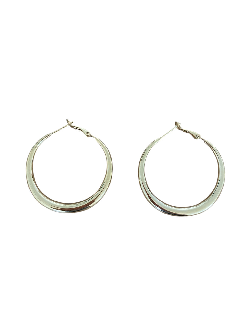 Naomi Hoop Earrings