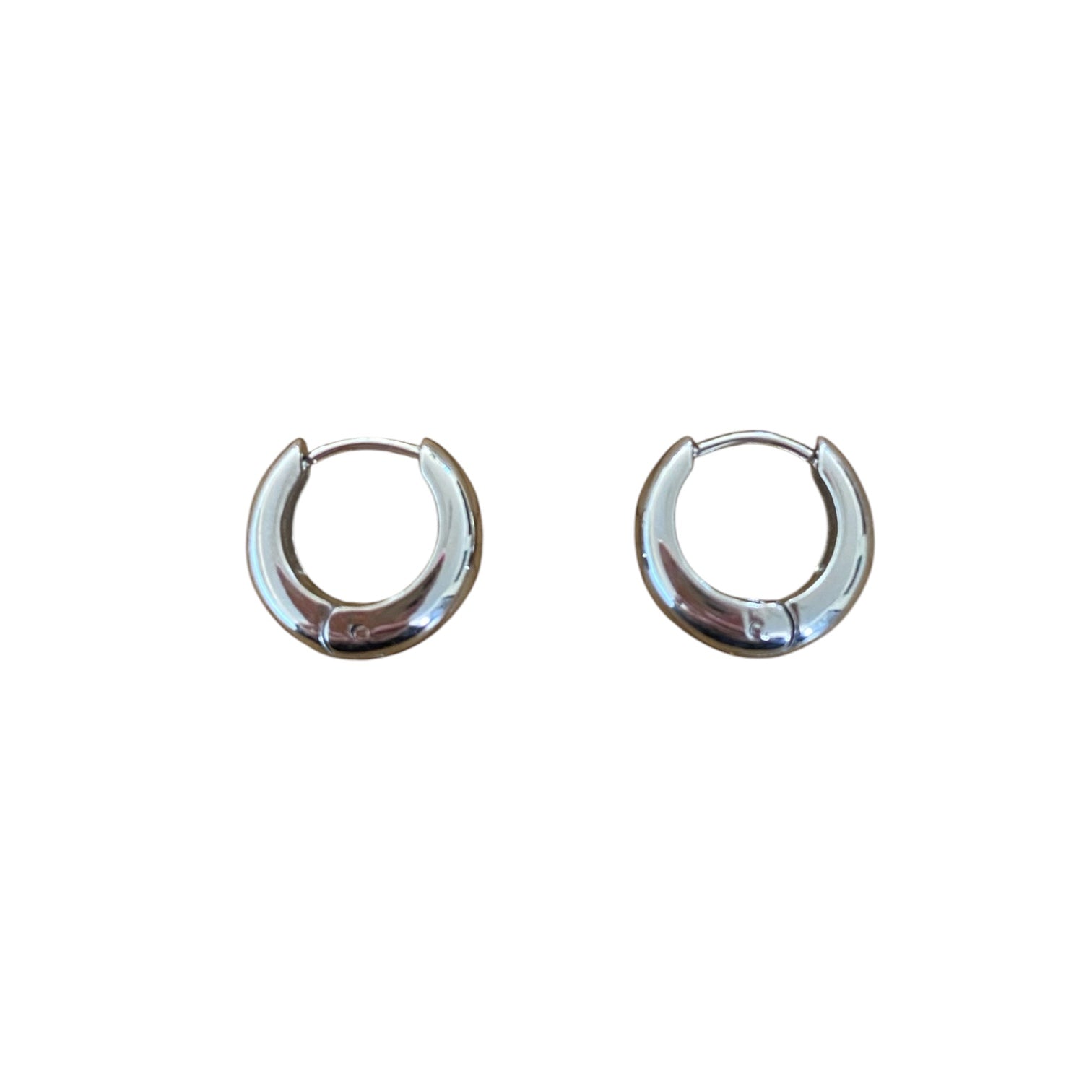 Mini Huggie Earring Silver